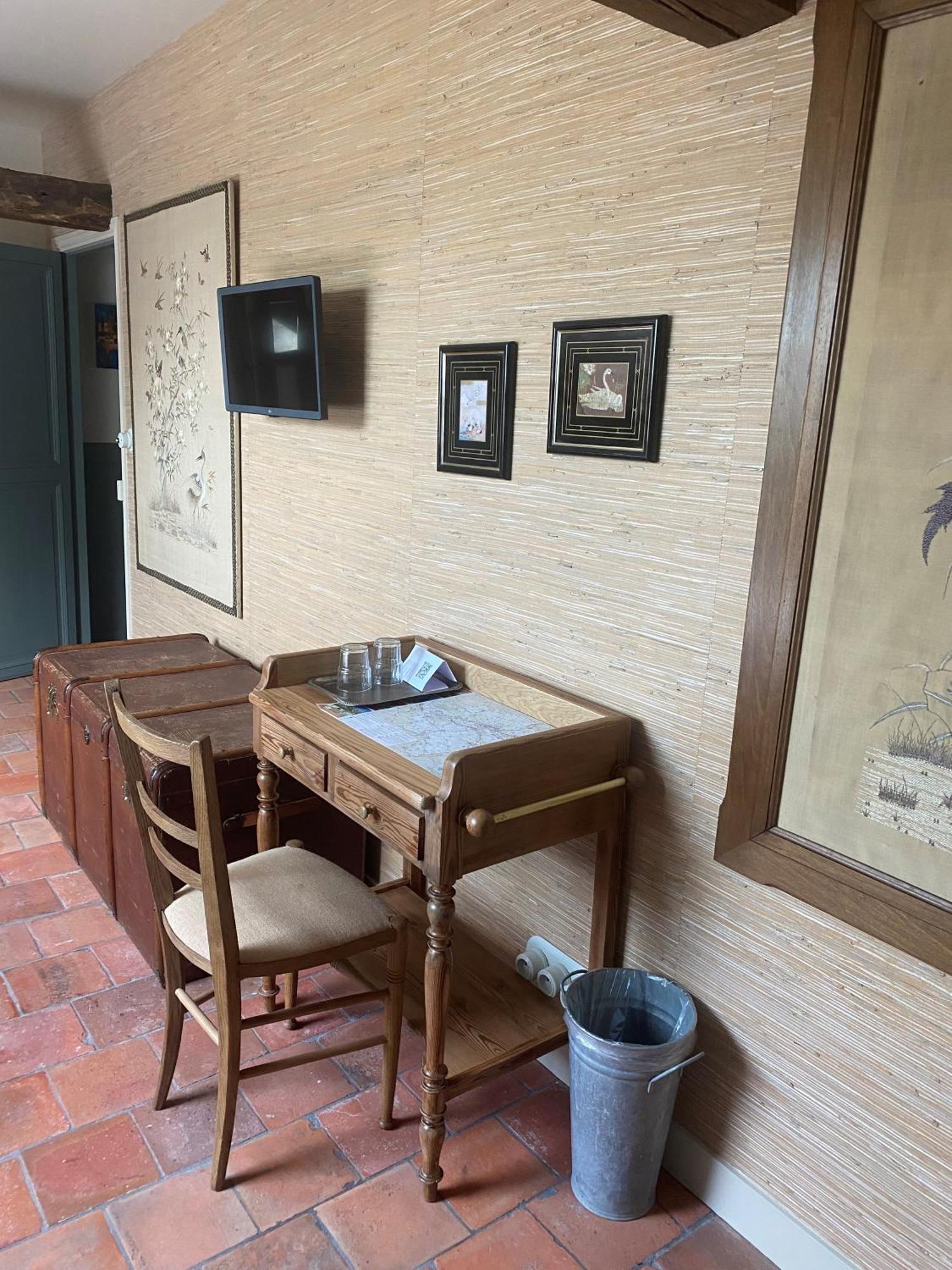 La Gironnerie Bed & Breakfast Loche-sur-Indrois Exterior photo